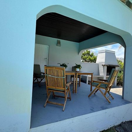 Moments Guesthouse, Kleinmond Exterior photo