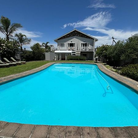 Moments Guesthouse, Kleinmond Exterior photo